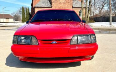 Ford-Mustang-1992-Red-Black-67848-3