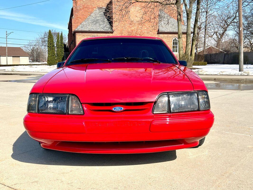 Ford-Mustang-1992-Red-Black-67848-3