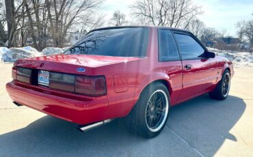 Ford-Mustang-1992-Red-Black-67848-4