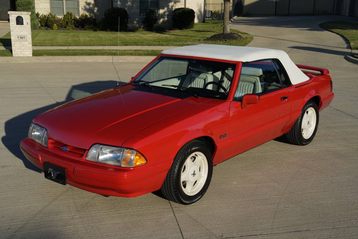 Ford-Mustang-1992-red-7041