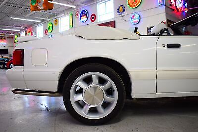 Ford-Mustang-1993-White-White-81562-17