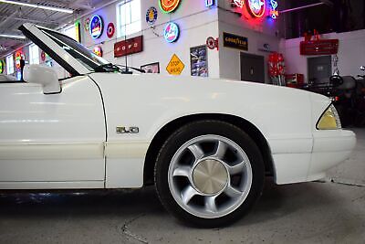 Ford-Mustang-1993-White-White-81562-19