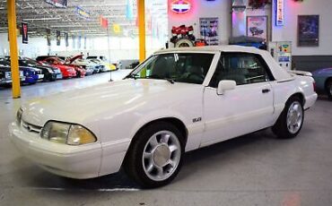 Ford-Mustang-1993-White-White-81562-4