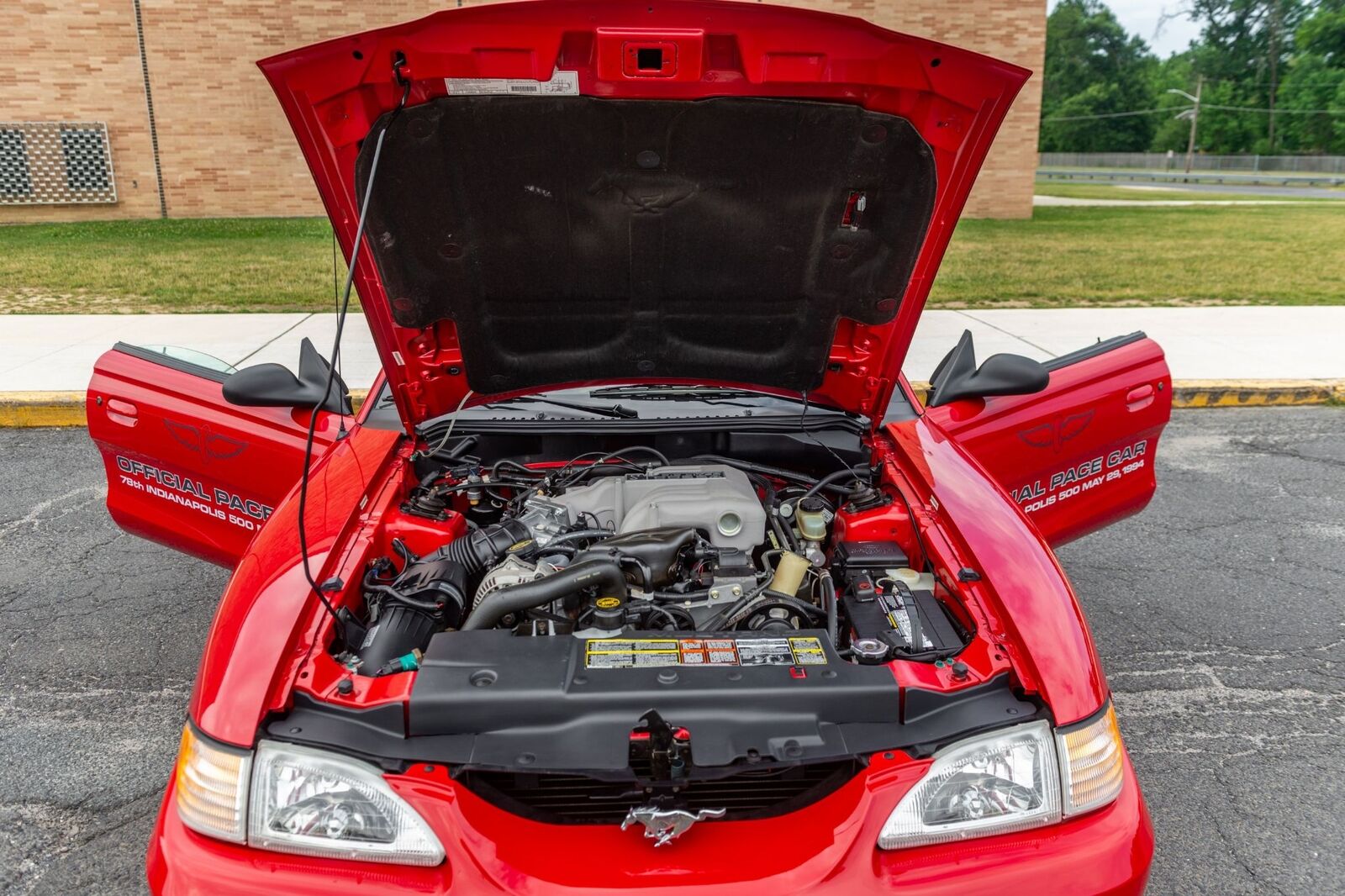 Ford-Mustang-1994-Red-Saddle-698-12