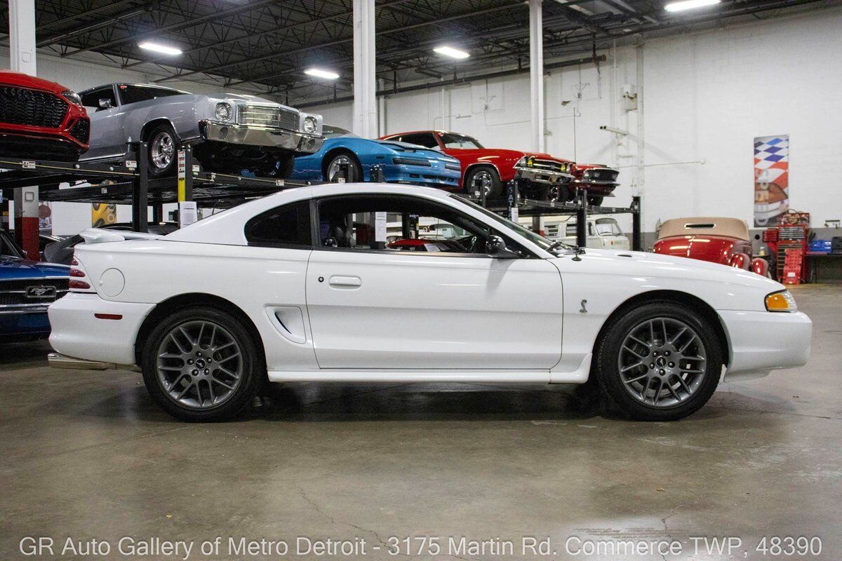 Ford-Mustang-1995-White-Black-212102-7