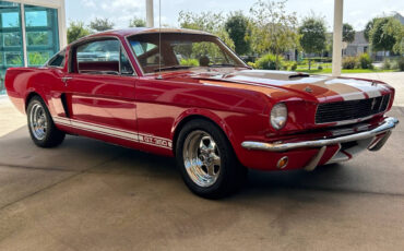 Ford-Mustang-Break-1965-Red-Red-41634-2