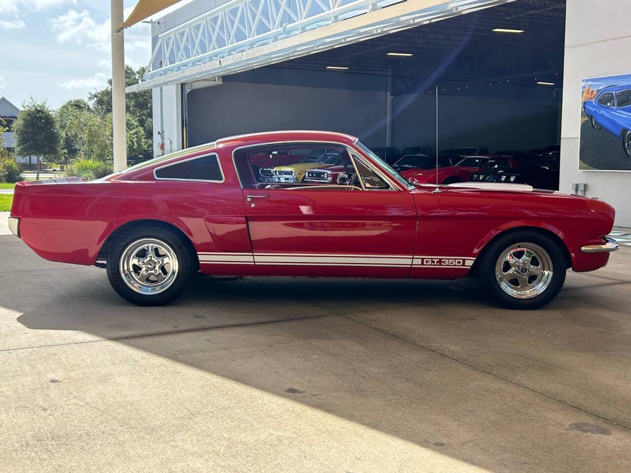 Ford-Mustang-Break-1965-Red-Red-41634-3