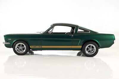 Ford-Mustang-Cabriolet-1965-Green-Black-0-1