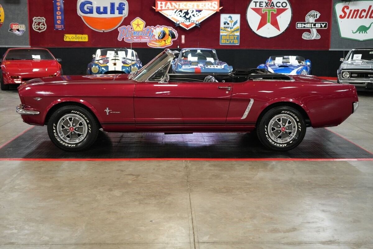 Ford-Mustang-Cabriolet-1965-Red-Black-0-2