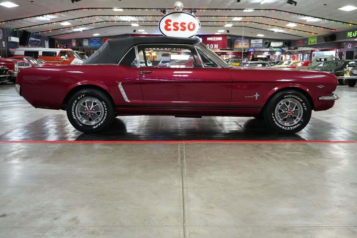 Ford-Mustang-Cabriolet-1965-Red-Black-0-31