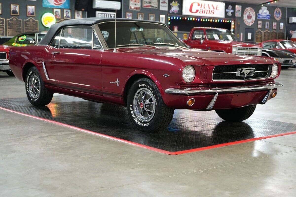 Ford-Mustang-Cabriolet-1965-Red-Black-0-32