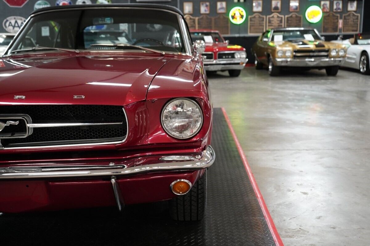 Ford-Mustang-Cabriolet-1965-Red-Black-0-35