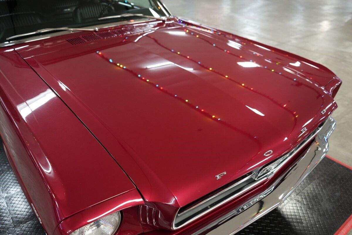 Ford-Mustang-Cabriolet-1965-Red-Black-0-38