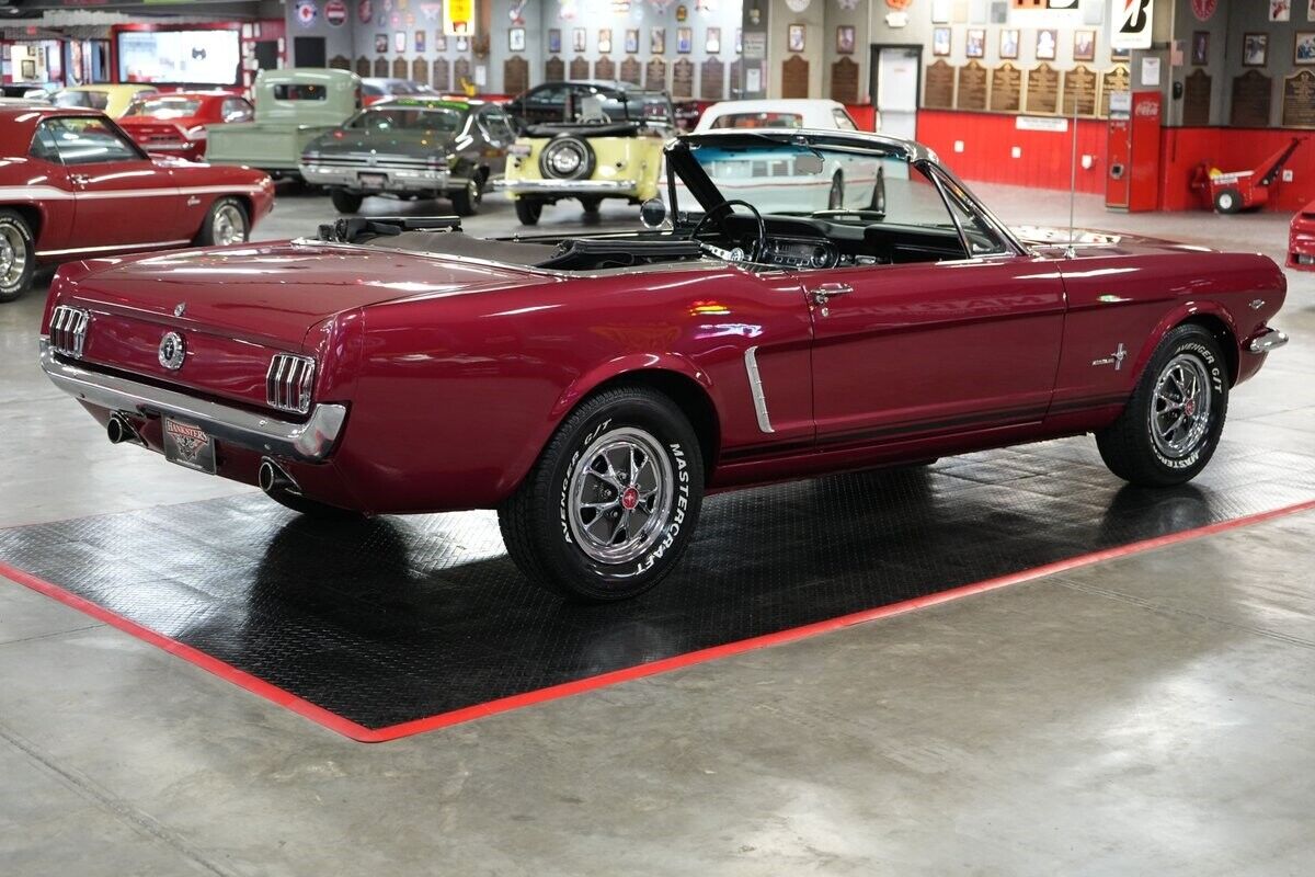 Ford-Mustang-Cabriolet-1965-Red-Black-0-5