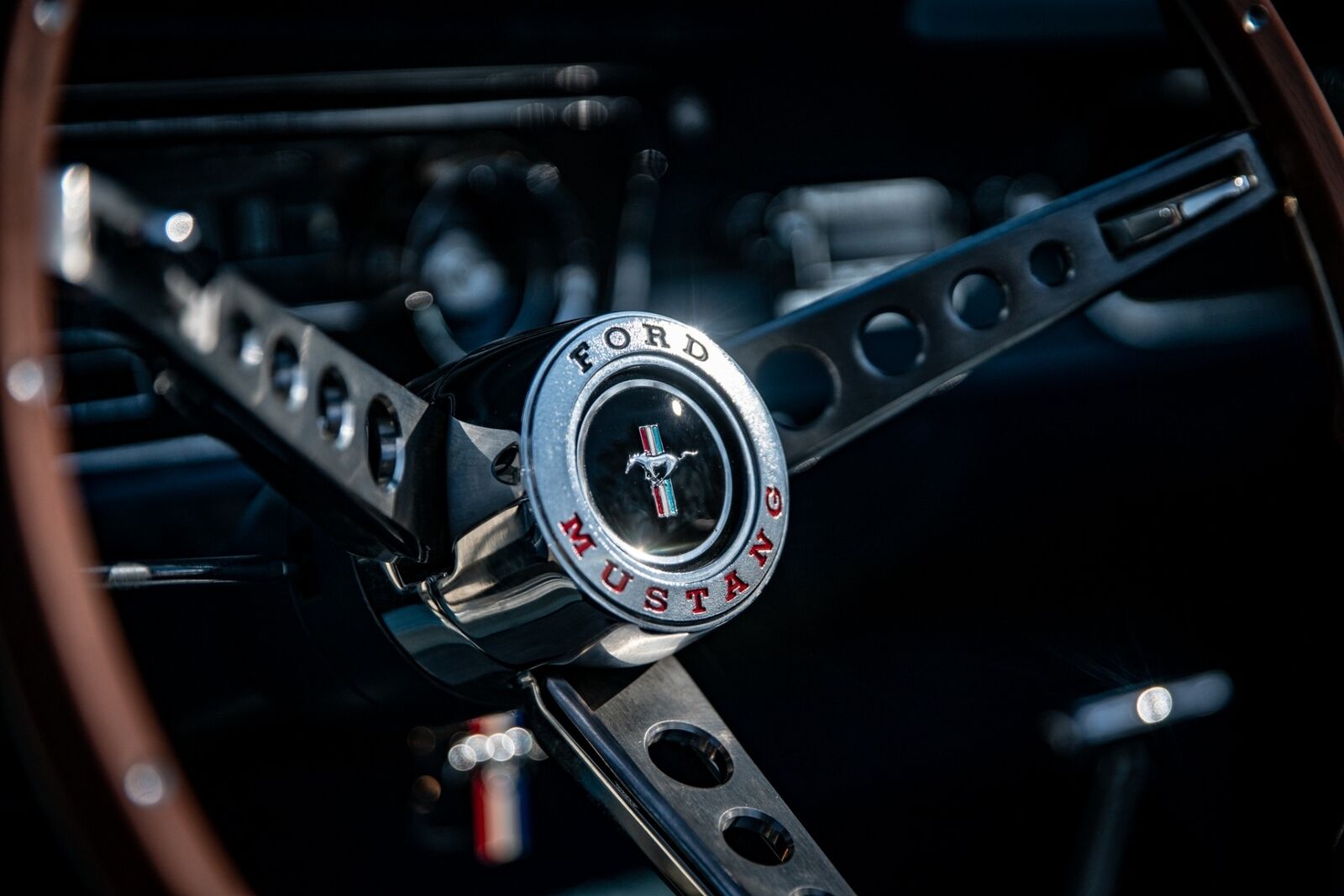 Ford-Mustang-Cabriolet-1965-White-Blue-162491-10