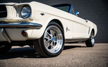 Ford-Mustang-Cabriolet-1965-White-Blue-162491-6