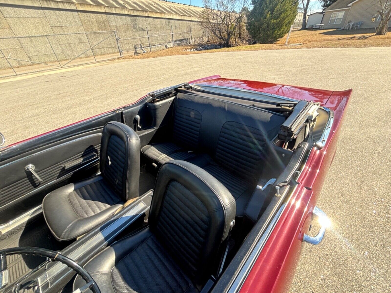 Ford-Mustang-Cabriolet-1966-Burgundy-45062-10