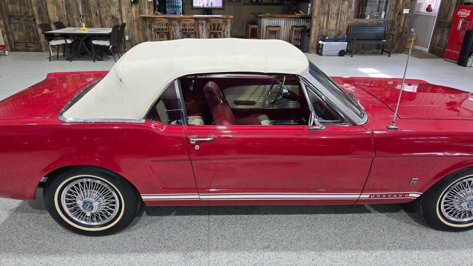 Ford-Mustang-Cabriolet-1966-Red-108743-12