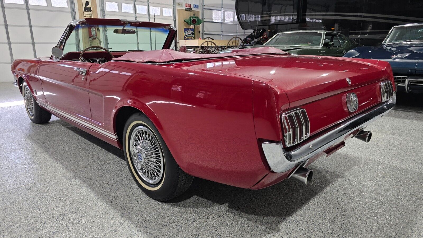 Ford-Mustang-Cabriolet-1966-Red-108743-5