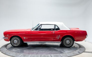 Ford-Mustang-Cabriolet-1966-Red-Black-105264-2