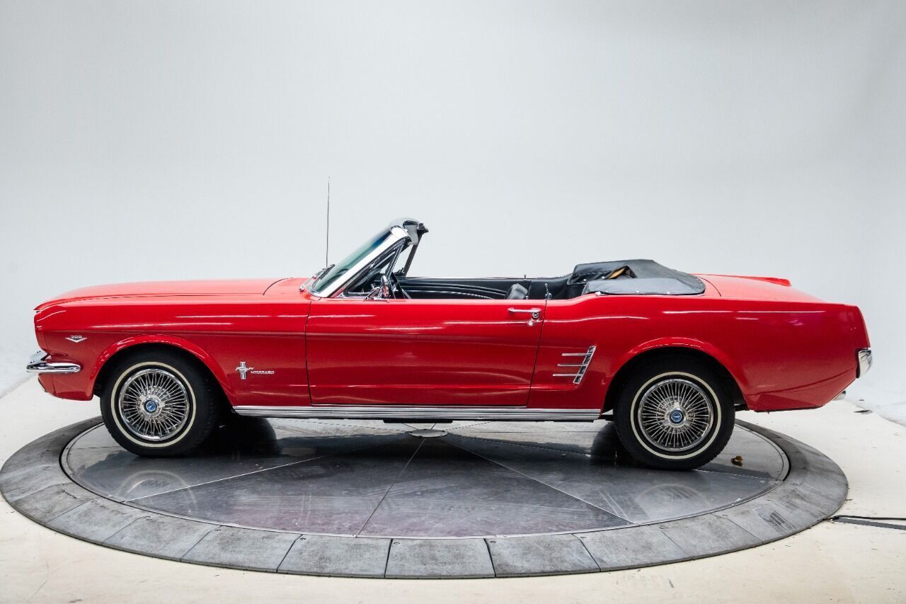 Ford-Mustang-Cabriolet-1966-Red-Black-105264-3