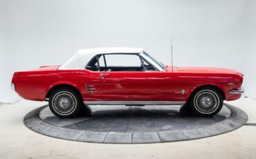 Ford-Mustang-Cabriolet-1966-Red-Black-105264-5