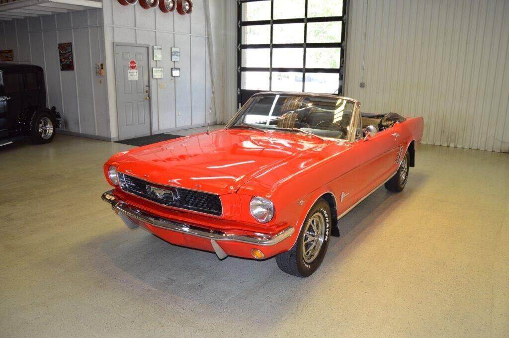 Ford-Mustang-Cabriolet-1966-Red-Black-115478-27