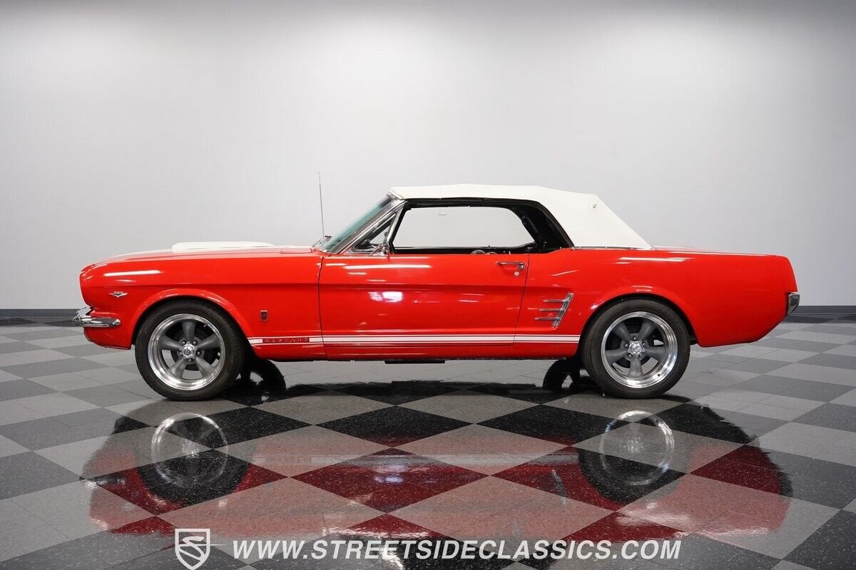 Ford-Mustang-Cabriolet-1966-Red-Black-128942-2