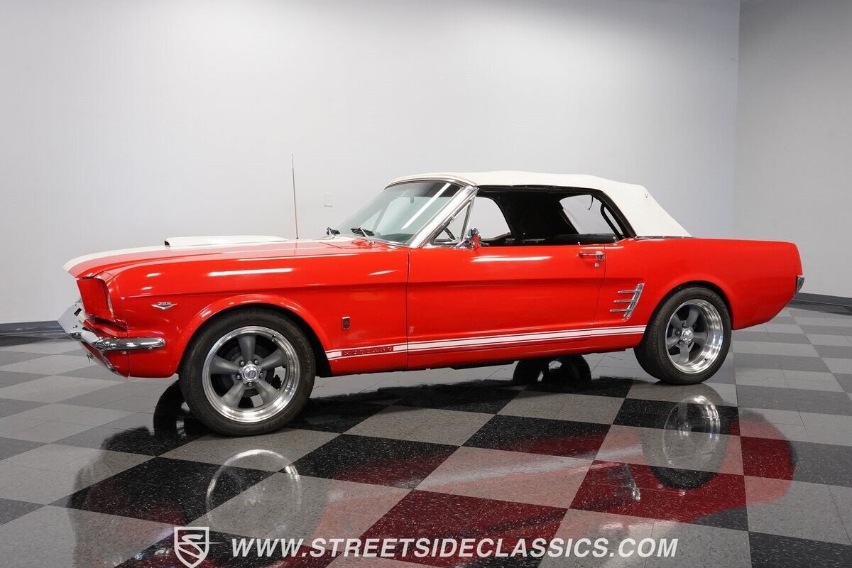 Ford-Mustang-Cabriolet-1966-Red-Black-128942-6