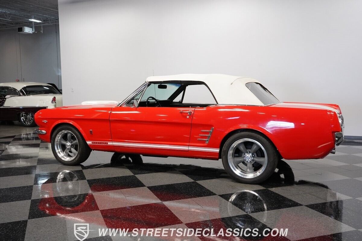 Ford-Mustang-Cabriolet-1966-Red-Black-128942-8