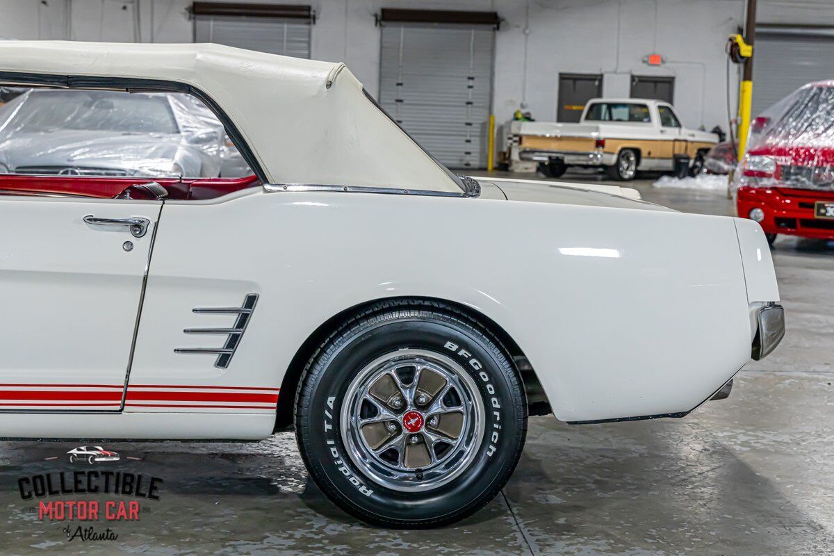 Ford-Mustang-Cabriolet-1966-White-Burgundy-34247-23