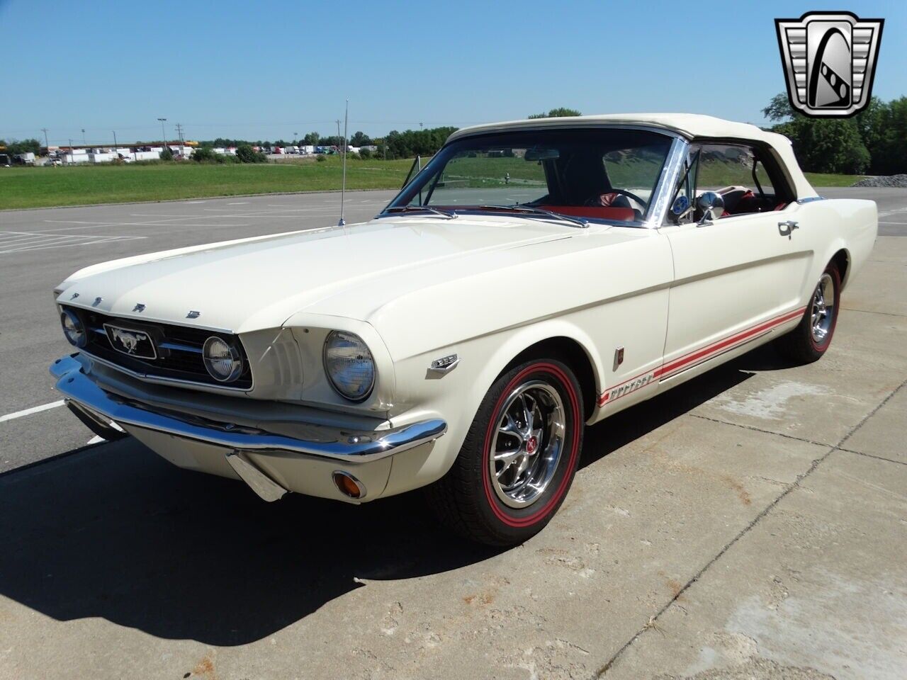 Ford-Mustang-Cabriolet-1966-White-Red-67182-3