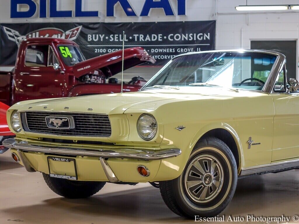 Ford-Mustang-Cabriolet-1966-Yellow-Black-141659-2