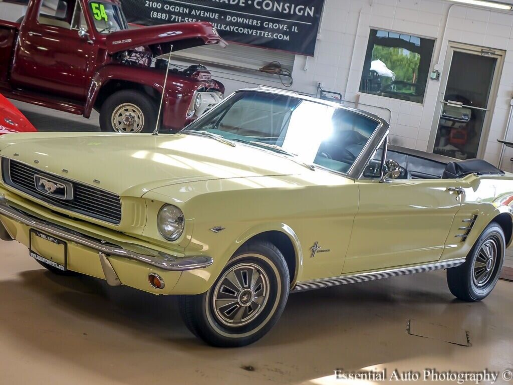 Ford-Mustang-Cabriolet-1966-Yellow-Black-141659-4