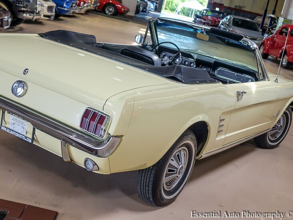 Ford-Mustang-Cabriolet-1966-Yellow-Black-141659-8