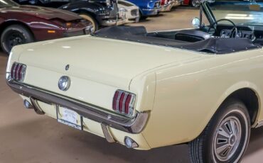 Ford-Mustang-Cabriolet-1966-Yellow-Black-141659-9