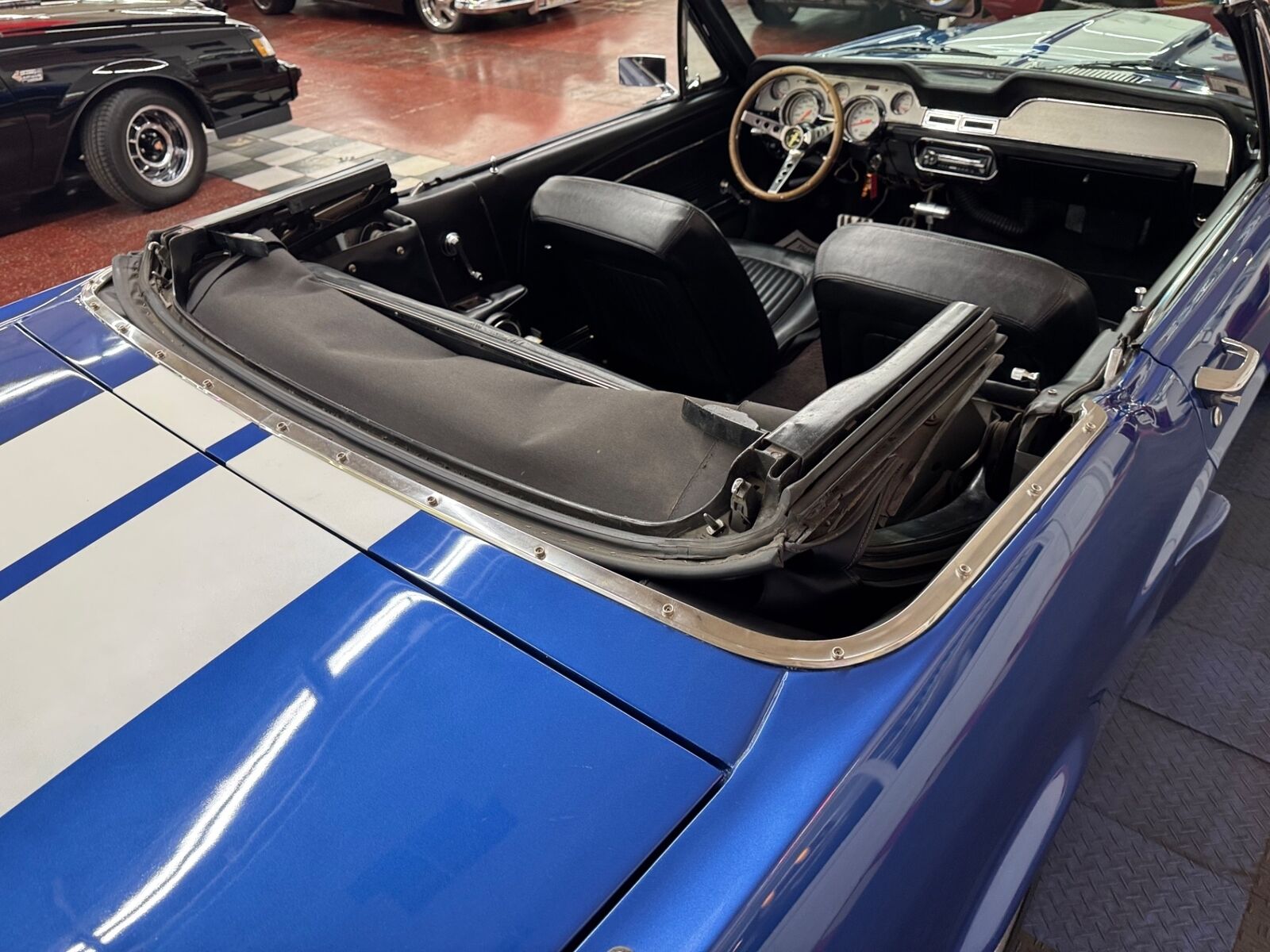 Ford-Mustang-Cabriolet-1967-Blue-Black-0-15