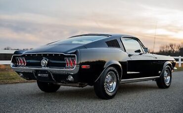 Ford-Mustang-Cabriolet-1968-Black-Red-107535-20