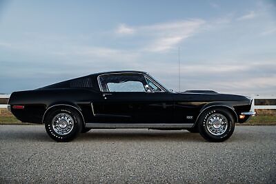 Ford-Mustang-Cabriolet-1968-Black-Red-107535-21