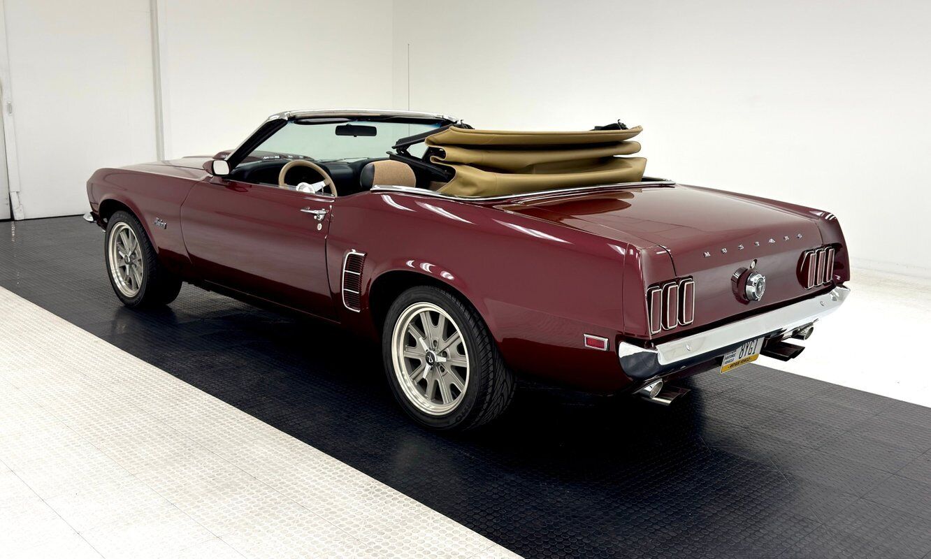 Ford-Mustang-Cabriolet-1969-Maroon-Black-2092-5