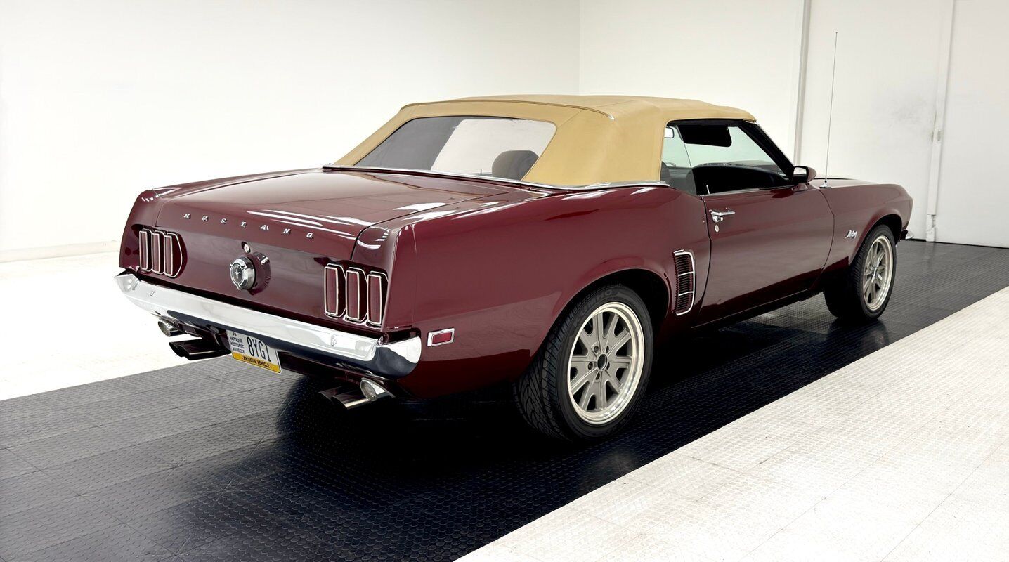 Ford-Mustang-Cabriolet-1969-Maroon-Black-2092-7