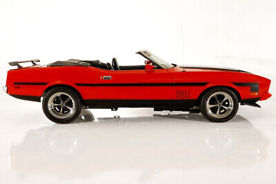 Ford-Mustang-Cabriolet-1973-Red-Black-0-7