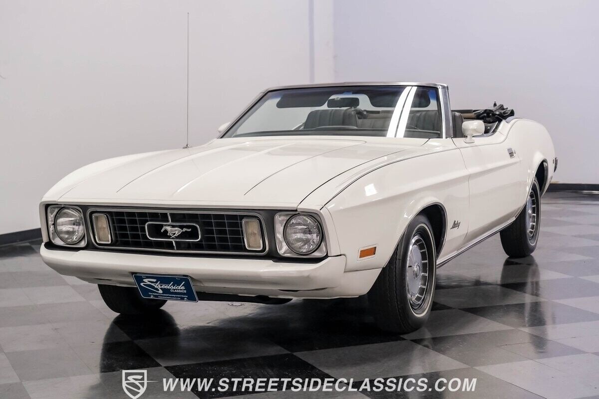 Ford-Mustang-Cabriolet-1973-White-Black-106059-5