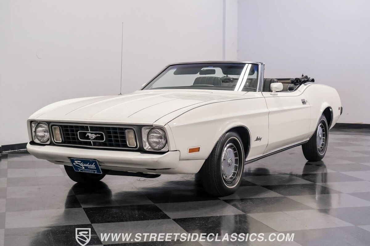 Ford-Mustang-Cabriolet-1973-White-Black-106059-6