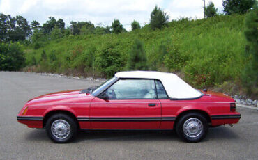 Ford-Mustang-Cabriolet-1983-Red-White-141862-14