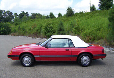 Ford-Mustang-Cabriolet-1983-Red-White-141862-14