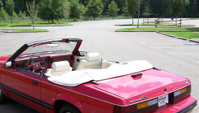 Ford-Mustang-Cabriolet-1983-Red-White-141862-16