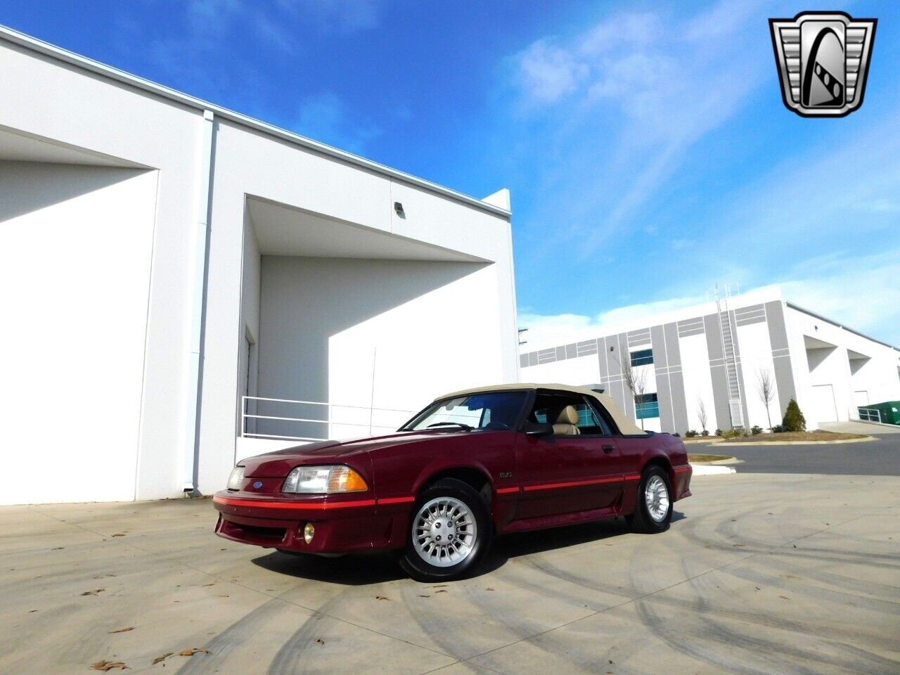 Ford-Mustang-Cabriolet-1987-Red-Beige-pattern-99000-2