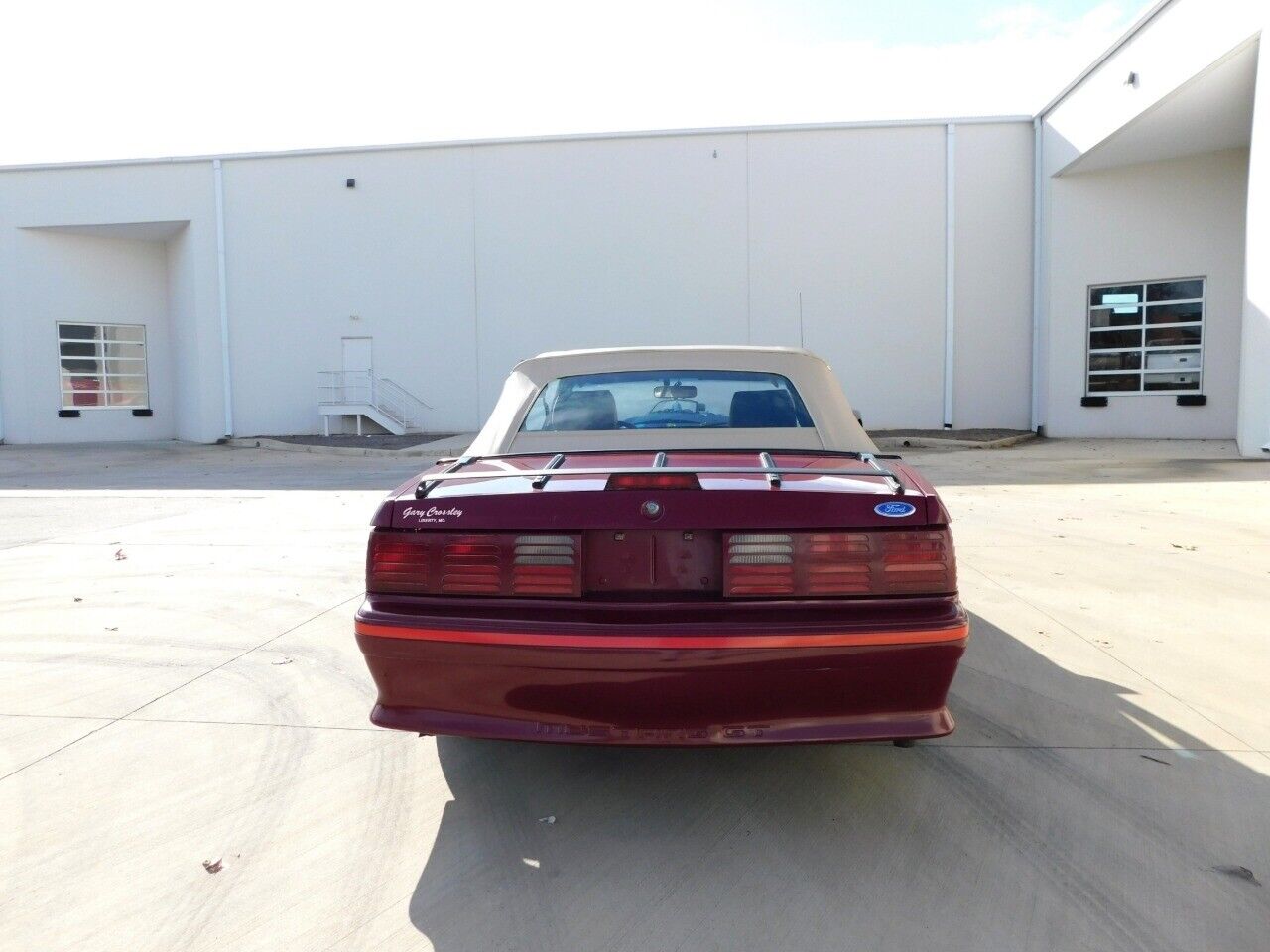 Ford-Mustang-Cabriolet-1987-Red-Beige-pattern-99000-9