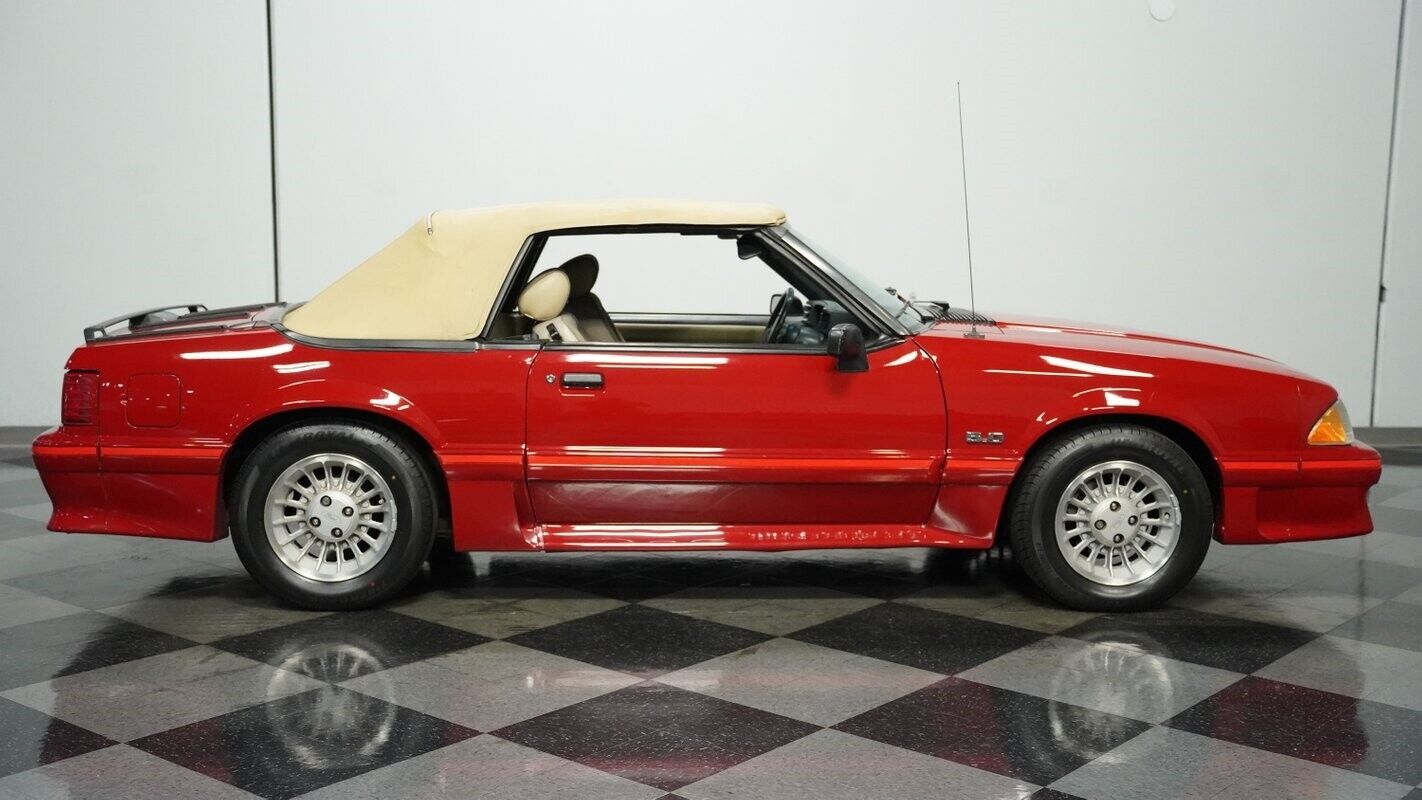 Ford-Mustang-Cabriolet-1988-Red-Sand-Beige-73499-12